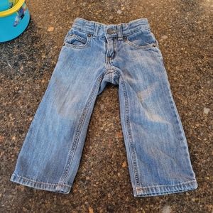 Crazy 8 jeans size 2T. Still in really good condition. From a smoke free home.